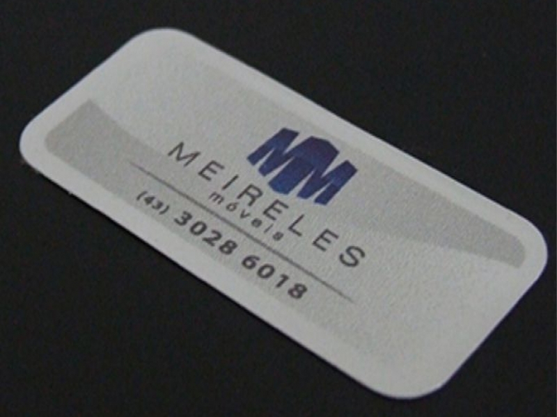 Explorando Materiais: Poliéster